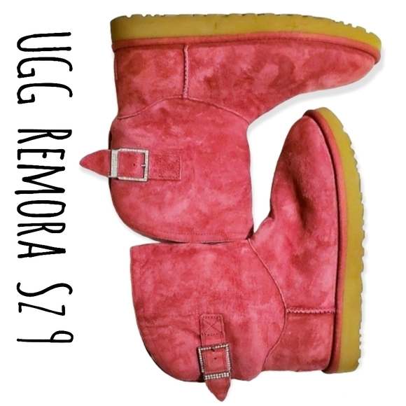 UGG Red Suede Leather Remora Classic Short Boots Crystals Buckle Sz 9 - Picture 1 of 12